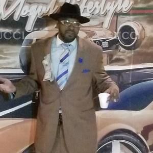 Meet your Posher, Randy